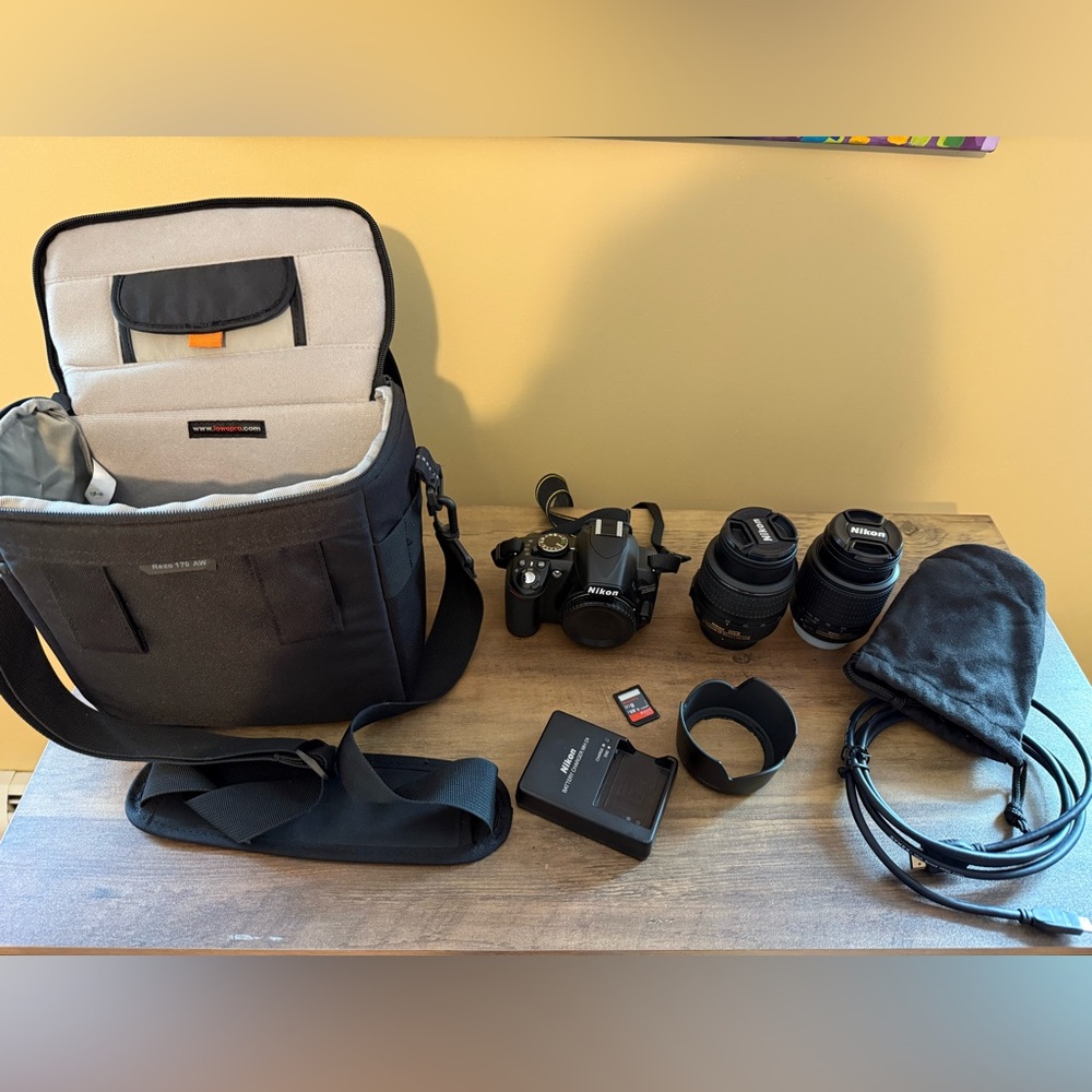 Nikon D3100 Starter Pack